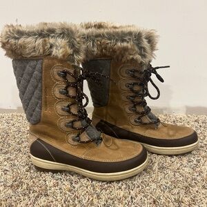 Helly Hansen Winter Lace leather waterproof Boots sz 7.5 women’s